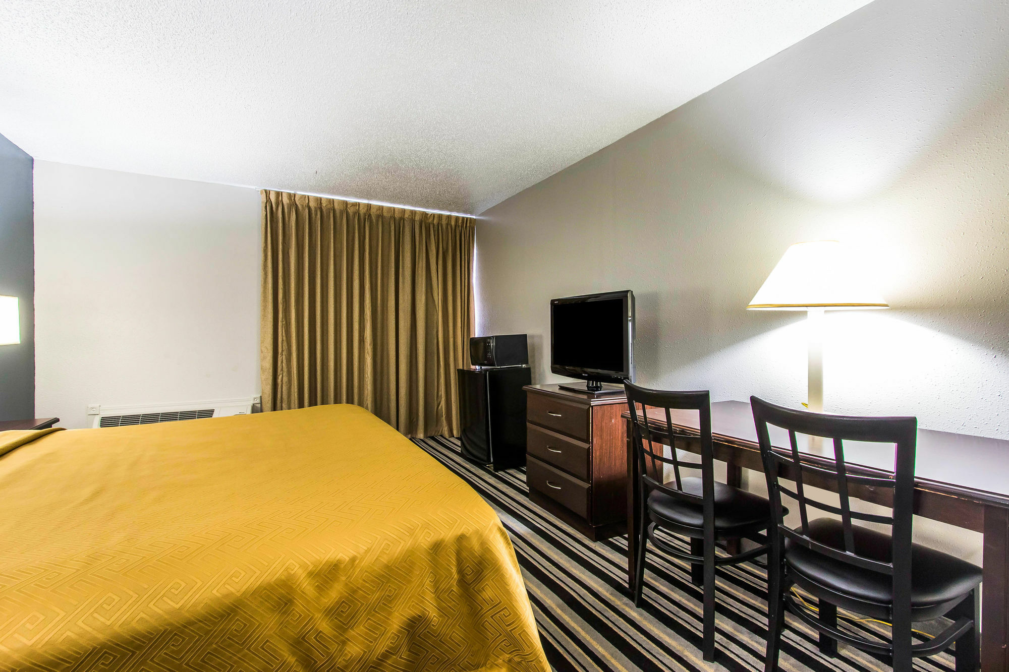 Hotel Econo
